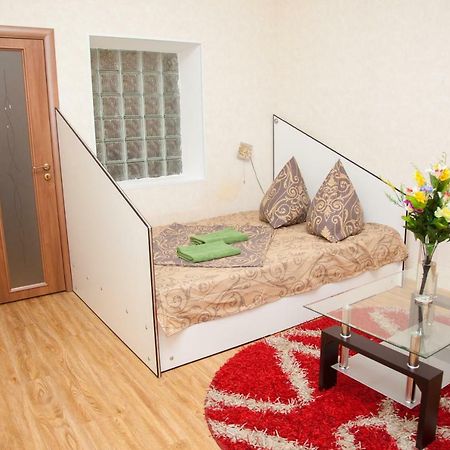 Semi-Luxury Apartment On Zhukovskogo Street 57 Zaporizhia Екстериор снимка