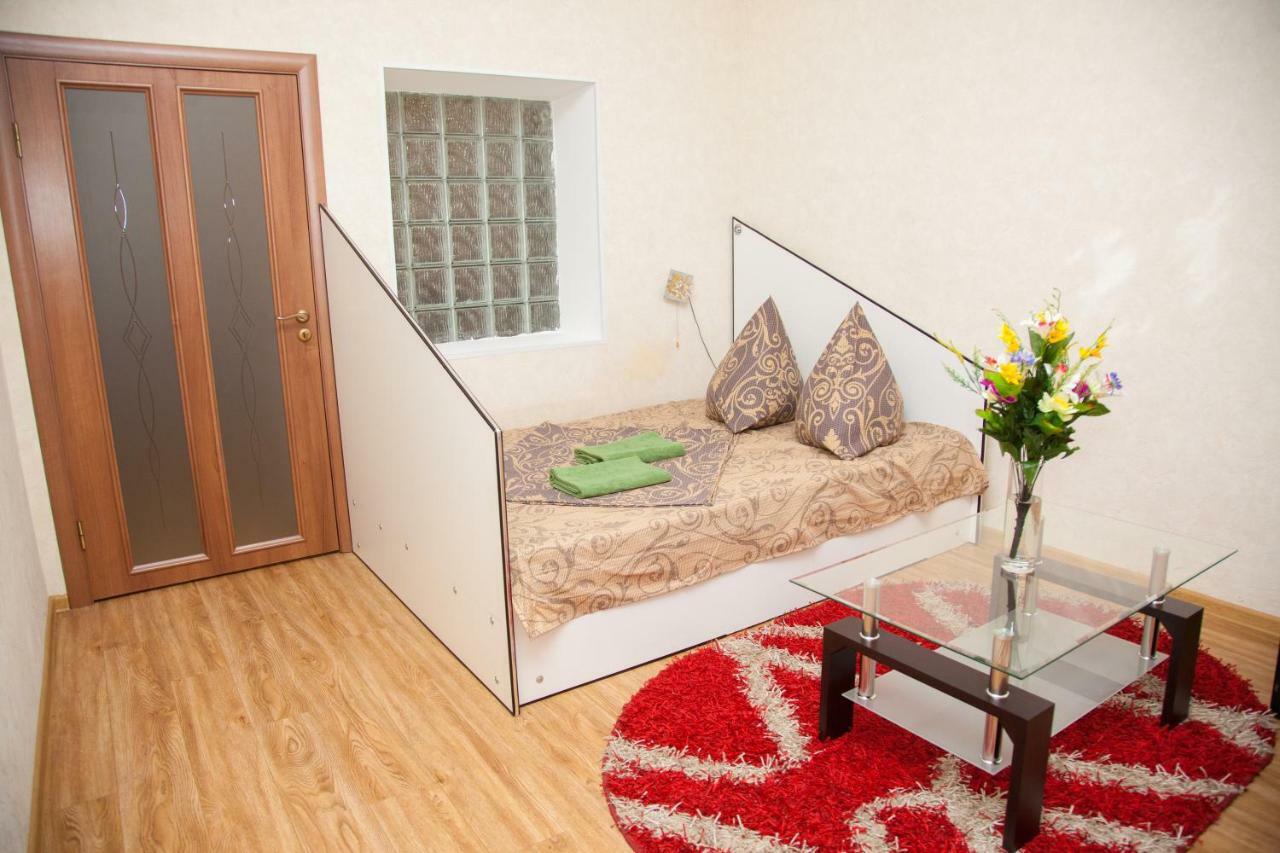 Semi-Luxury Apartment On Zhukovskogo Street 57 Zaporizhia Екстериор снимка